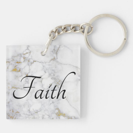 "Wees stil en ken" Bijbel Verse White Gold Marble Sleutelhanger (Achterkant)