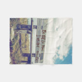 Wees stil en weet dat ik God Bijbel Verse Bench be Fleece Deken (Voorkant (Horizontaal))