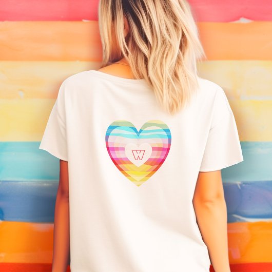 Wees trots op je LGBTQ Rainbow Heart Monogram Tri-Blend Shirt