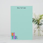 Wees u mooi, kleurrijk, met heldere groen briefpapier (Staand voorkant)