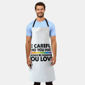 Wees voorzichtig met wie je Rainbow LGBT Gay Pride Schort (Gedragen)