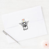 Wees vriendelijk hommel bijenhart met vleugels ronde sticker (Envelop)