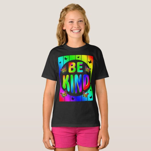 WEES VRIENDELIJK KLEURRIJKE REGENBOOGVLINDERS T-SHIRT (Voorkant volledig)