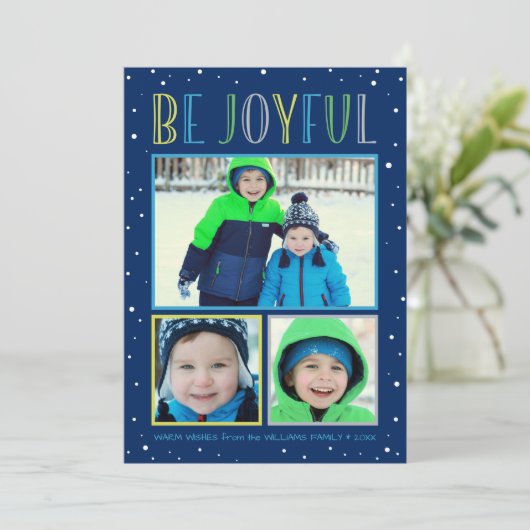 Wees vrolijk modern marineblauw fotocollage feestdagenkaart (Staand voorkant)