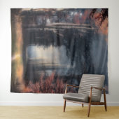 Weg aan licht in een boombos wandkleed (In Situ (horizontaal))