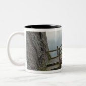 Weg en kleine brug, Gele Berg, 2 Tweekleurige Koffiemok (Links)