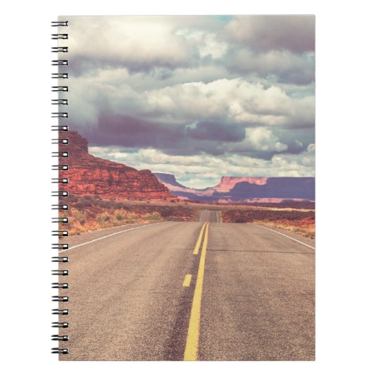 Weg in het prairieland. Ontdopte natuurlijke trav Notitieboek (Voorkant)