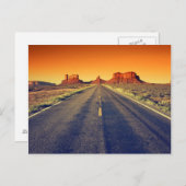 Weg naar de vallei van het monument op zonsonderga briefkaart (Voorkant / Achterkant)