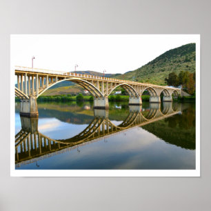 Wegbrug over de rivier Douro, Portugal Poster