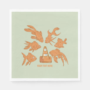 Wegkegels en oranje goudvissen servet