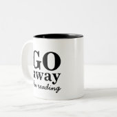 Wegwezen, ik lees de Mok van de Boek Lovers Coffee (Voorkant links)