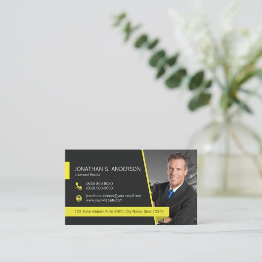 Weichert Realtor Visitekaartje zwart-geel (Staand voorkant)