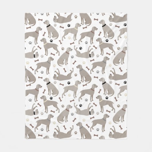 Weimaraner Bones and Paws Fleece Blanket (Voorkant)