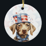 Weimaraner Dog, 4th of july Personalized Keramisch Ornament<br><div class="desc">Celebrate your love for your furry friend and American pride with this personalized 4th of July dog ornament 🇺🇸🐾 The design features a watercolor dog wearing a stars-and-stripes hat on a soft red and blue stars background. Personalize the back with your dog’s name, a custom 4th of July greeting, and...</div>