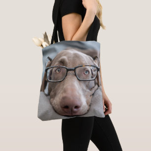 Weimaraner in slimme bril tote bag
