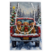 Weimaraner Kerstmis Rode Truck Winter Medium Cadeauzakje (Voorkant)
