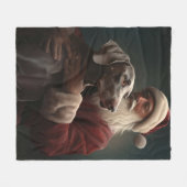 Weimaraner met Kerstman Feestelijke Kerstmis Fleece Deken (Voorkant (Horizontaal))