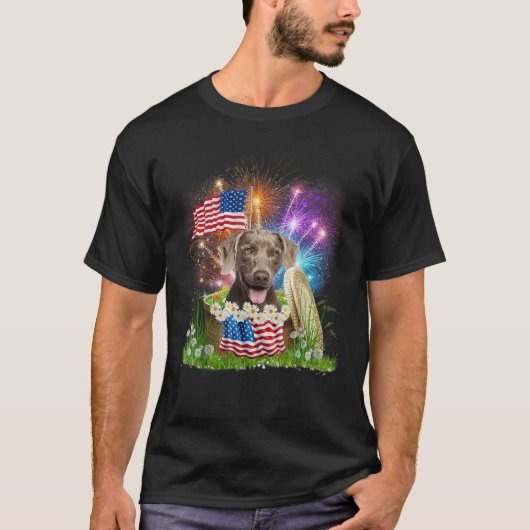 Weimaraner Patriottisch Amerikaanse Vlag Vuurwerk T-shirt (Voorkant)