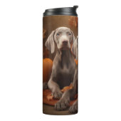 Weimaraner Puppy Herfst Delight Pompoen Thermosbeker (Gedraaid links)