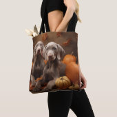 Weimaraner Puppy Herfst Delight Pompoen Tote Bag (Dichtbij)