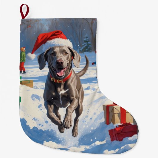Weimaraner Rent in de Sneeuw met Kerstmuts Grote Kerstsok (Voorkant)