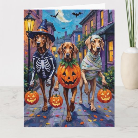 Weimaraner Trick-or-Treating in Halloween Costumes Kaart (Voorkant)