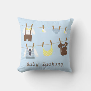 Weinig Decor van de Zaal van de Jongen van het Kussen