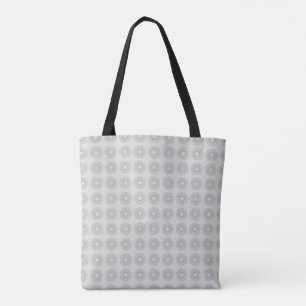 Weinig witte bloemen gevallen naar het landelijke  tote bag