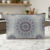 Weinig witte bloemen gevallen naar het platteland etui