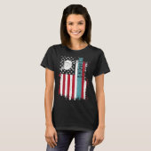 Welder geeft grappig Afbeelding op het lassen acht T-shirt (Voorkant volledig)