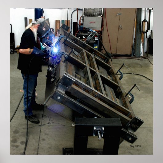 Welder, Hess Microgen Poster (Voorkant)