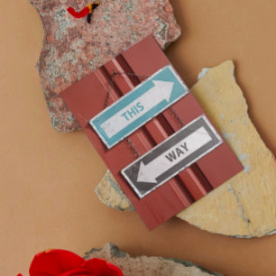 Welke kant op? Verwarende straatsignalen Briefkaart