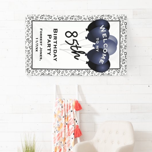 Welkom 85e verjaardag nummer Patten zwart/wit Spandoek (Insitu)