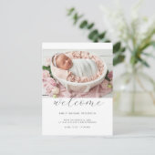 Welkom Baby Modern Chic Foto Geboorte Aankondiging Briefkaart (Staand voorkant)