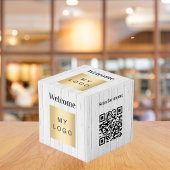 Welkom bedrijf logo QR codes hout info tabel Kubus