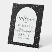 Welkom bij Black Text Script Retiting Party Reclamebord Met Voetstuk (Voorkant)