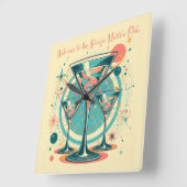 Welkom bij de Atomic Martini Club Triple Play Vierkante Klok (Hoek)