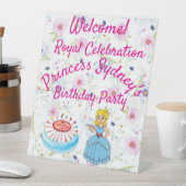 Welkom bij de Koninklijke Verjaardag Prinses Reclamebord Met Voetstuk (Insitu)