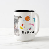 Welkom bij de Plutoverse Coffee-Mok Tweekleurige Koffiemok (Voorkant rechts)