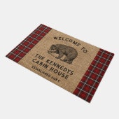 Welkom bij ons Cabin Beer familienaam Burlap Plaid Deurmat (Schuin)
