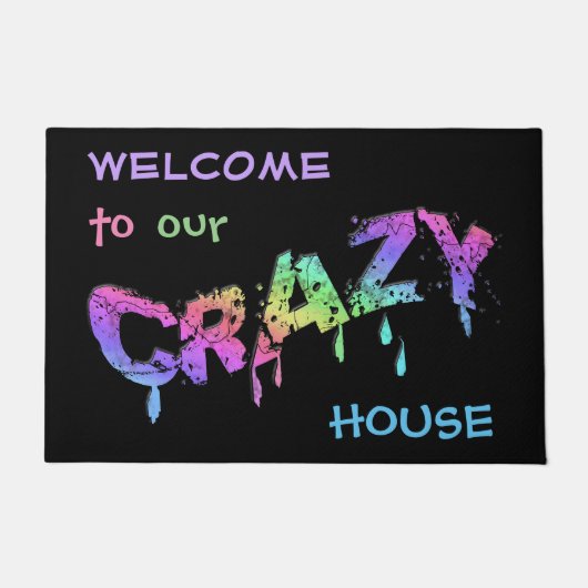 Welkom bij ons Crazy House (aanpasbaar) Deurmat (Voorkant)