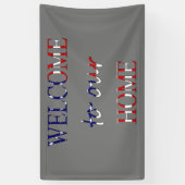 Welkom bij ons huis bedekt op USA Flag (h) bnrt Spandoek (Verticaal)