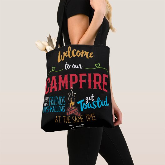 Welkom bij ons kampvuur tote bag