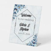 Welkom bij onze bruiloft/blauwe rozen reclamebord met voetstuk (Voorkant)