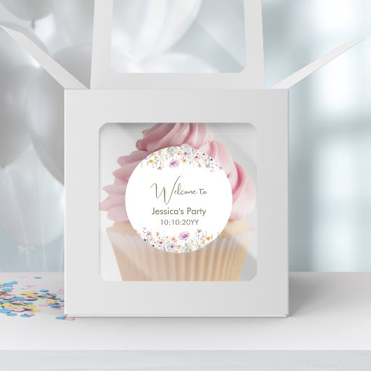 Welkom bij onze kleine wilde bloem die er een word ronde sticker