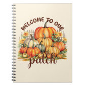 Welkom bij Onze Patch – Cosy Pumpkin Patch Notitieboek (Voorkant)