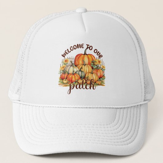Welkom bij Onze Patch – Cosy Pumpkin Patch Trucker Pet (Voorkant)