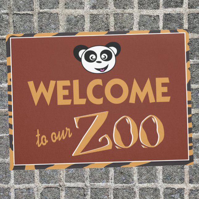Welkom bij onze Zoo grappig Deurmat (Creator heeft geüpload)