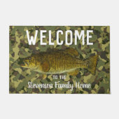 Welkom, Camo Geviste Smallmouth Bass Familie Deurmat (Voorkant)