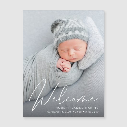 Welkom Foto White Script Birth Notice Magnetische Uitnodiging (Voorkant)